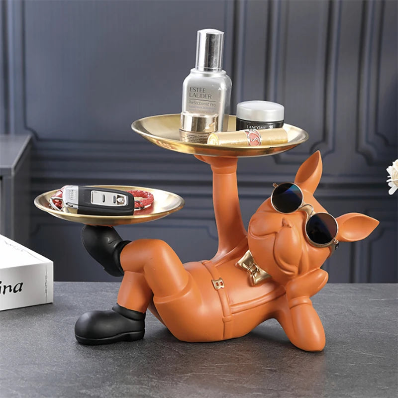 SurpriBul – The bulldog that wows your guests and organizes your stuff