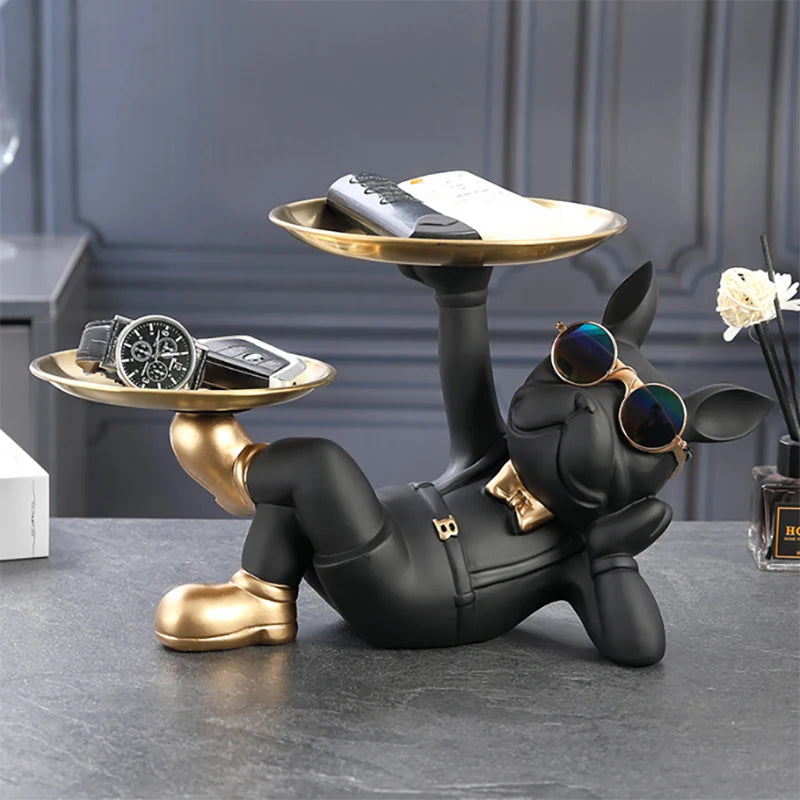 SurpriBul – The bulldog that wows your guests and organizes your stuff